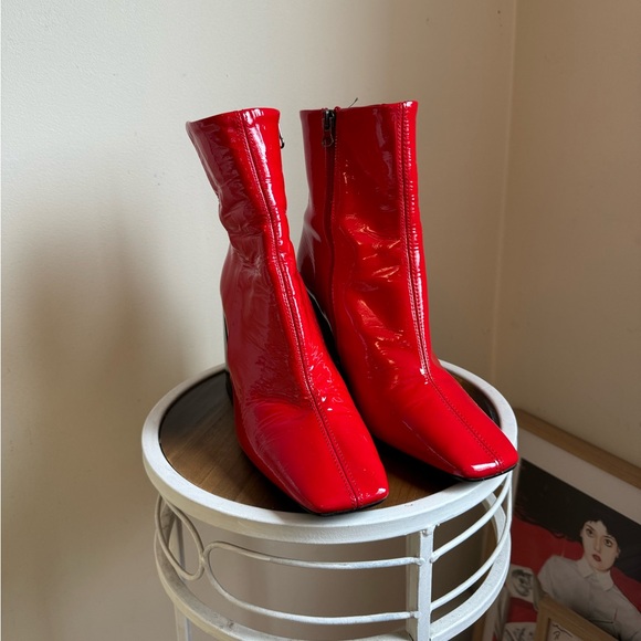 Red patent leather ankle boots from L’intervalle - Picture 1 of 4